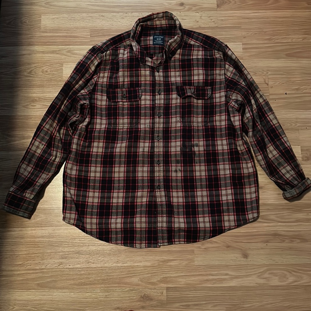 Men’s Button-Up Flannel